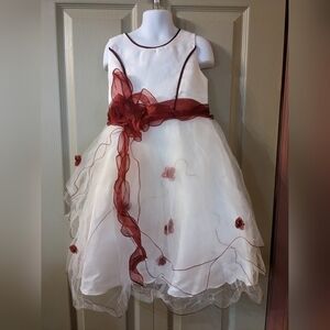 New with Tags Classic Fashion Party, wedding, baptism, Easter, T12